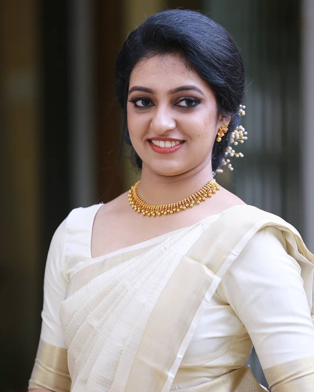 FAIR AND LOVELY BEAUTY PARLOUR KOOTHATTUKULAM